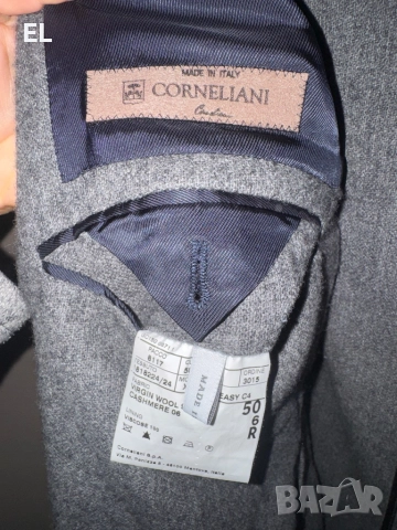 Италианско сако Corneliani , снимка 3 - Сака - 52353561