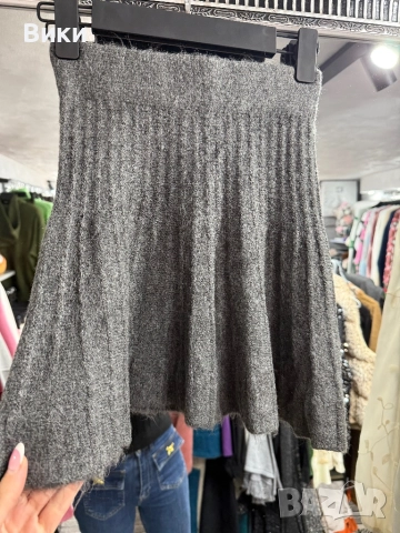 Пола в размер S, снимка 7 - Поли - 52927236