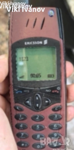 Ериксон R320 , снимка 2 - Sony Ericsson - 53692442