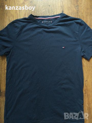 Tommy Hilfiger SLIM FIT T-SHIRT - страхотна мъжка тениска Л, снимка 6 - Тениски - 46073069