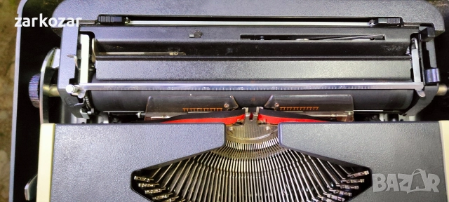 Пишеща машина Хеброс 1300 ф, снимка 3 - Колекции - 52833889