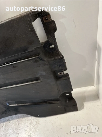 Защитен капак под купето за Volkswagen Touareg 3.0 Tdi (2009) 7L8825231A, снимка 3 - Части - 54198029