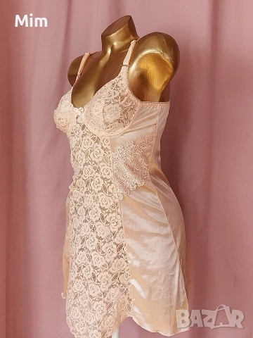 XS /S Розова нощница от сатен и дантела , снимка 8 - Нощници - 53842970