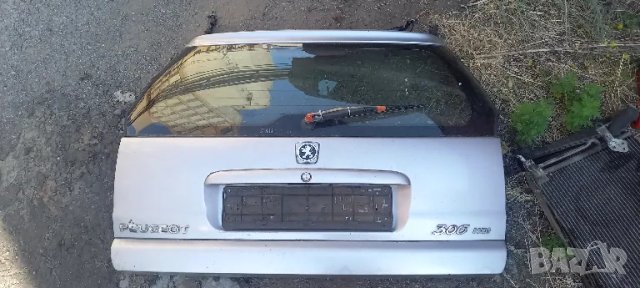 Заден капак за Peugeot 306 Break, снимка 1 - Части - 48188073