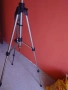 Продавам качествен и стабилен статив за фотоапарат или камера на марката Hama., снимка 4