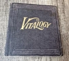 Компакт Дискове - Рок Метъл: Pearl Jam - Vitalogy - CD Digibook, снимка 1