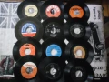 Продавам малки плочи без обложка, снимка 1