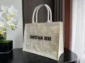 Dior Medium Dior Book Tote White D-Lace Butterfly Embroidery, снимка 4