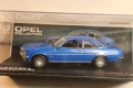 1:43 ОПЕЛ OPEL COMMODORE КОЛИЧКА МОДЕЛ, снимка 9