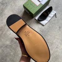 Обувките Gucci, снимка 2 - Мокасини - 45735925