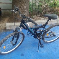 Продавам колело 24"-инча,18 скорости,черно-REACTOR BULLET от Балканвело, снимка 1 - Велосипеди - 45255853