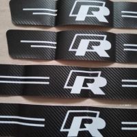 Качествени карбон черни стикери за прагове на автомобил кола марка R line Р лайн + подарък , снимка 2 - Аксесоари и консумативи - 45343183