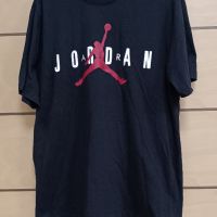 Jordan-Много Запазена, снимка 3 - Тениски - 45665186