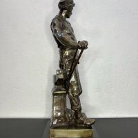 Авторска бронзова статуетка №5311, снимка 3 - Антикварни и старинни предмети - 45191117