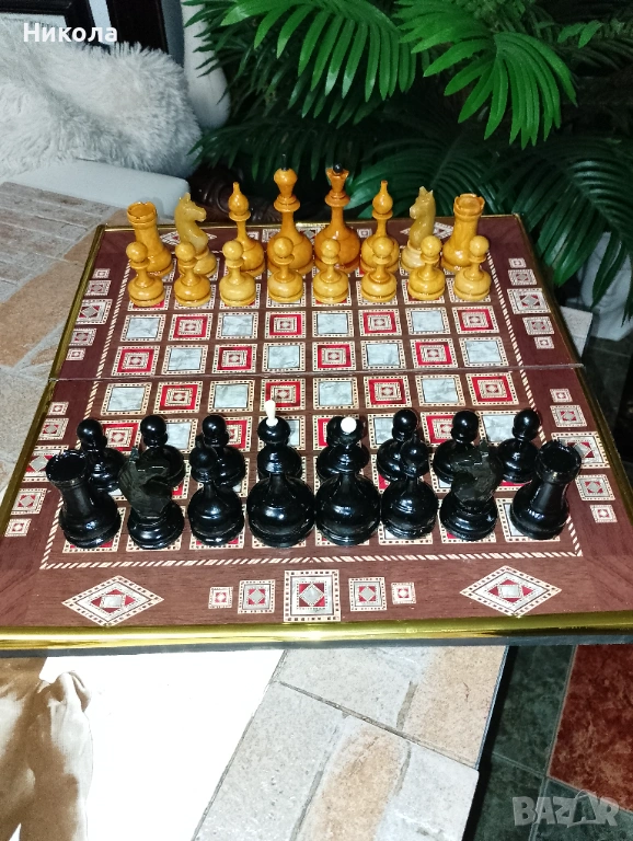 Шах48/48 с дървени фигури от орех и габър, снимка 1