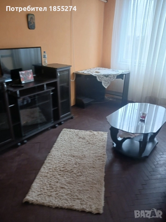 Под наем, снимка 1