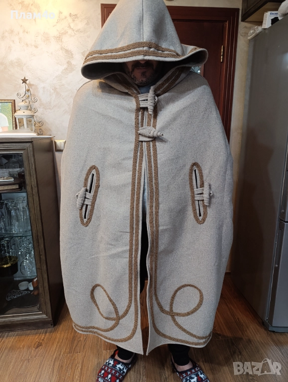 Коледарски Ямурлук от вълна. Универсален размер., снимка 1