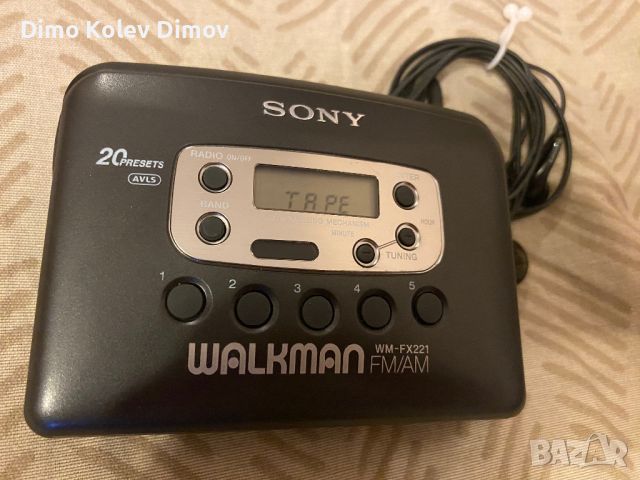SONY Walkman FX 221 + Оригинални слушалки SONY, снимка 5 - Радиокасетофони, транзистори - 45686323