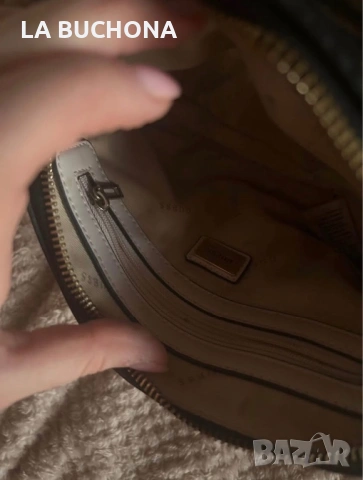 Чанта Guess, снимка 4 - Чанти - 54067522