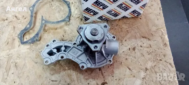 Водна помпа Volkswagen, снимка 2 - Части - 50083963