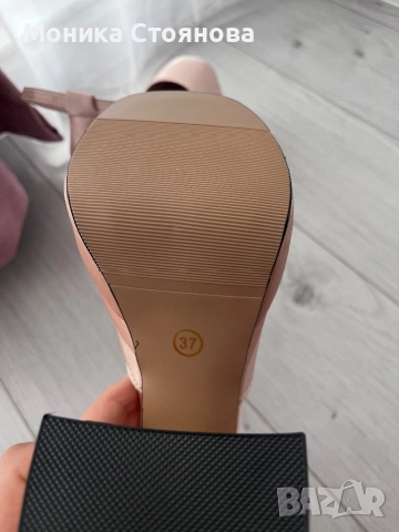 Обувки с ток, снимка 4 - Дамски обувки на ток - 52305290