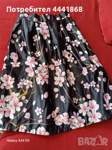 Дамска сатенена пола, снимка 4 - Поли - 51755786