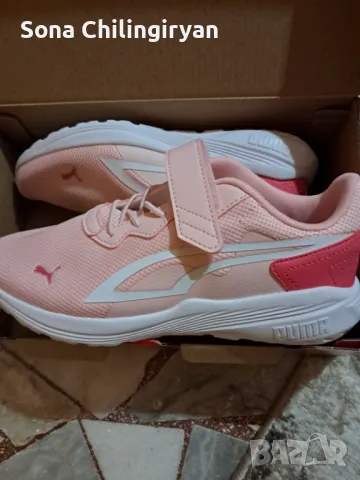 Чисто нови розови детски маратонки Puma 35, снимка 1 - Детски маратонки - 47044777