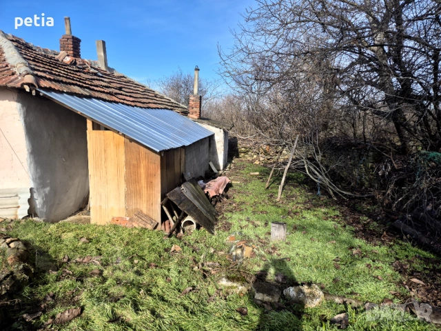 Къща в с. Чирен, снимка 6 - Къщи - 53486072