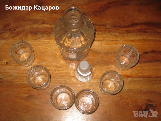 Стар сервиз за напитки.Цена 25 лева. Пращам по Еконт. За София, може да си го вземете и лично., снимка 3 - Сервизи - 51232151