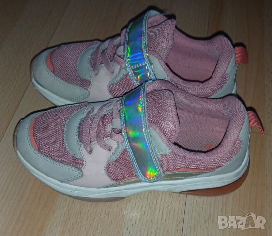 Детски спортни обувки, N 31, снимка 1 - Детски маратонки - 46416415