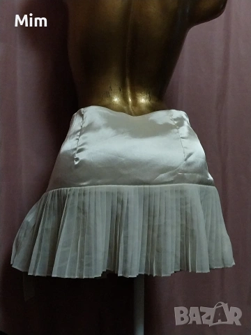 Musera S Бяла сатенена ,къса пола ,солей, снимка 7 - Поли - 53689338