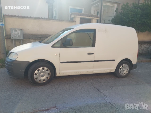 Vw caddy с фабричен хладилен фургон 2000кб, снимка 6 - Автомобили и джипове - 51234592