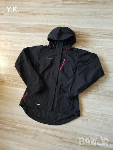 Оригинално дамско туристическо яке Helly Hansen, снимка 2 - Якета - 49054031