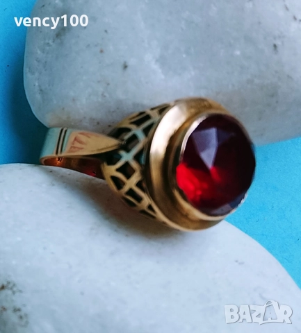 Дамски златен пръстен, снимка 4 - Пръстени - 52256486