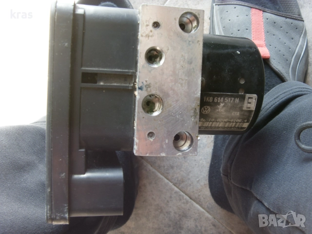 Преден и заден мост от Голф 5 ТДИ 90 к.с. на части, снимка 13 - Части - 50121834