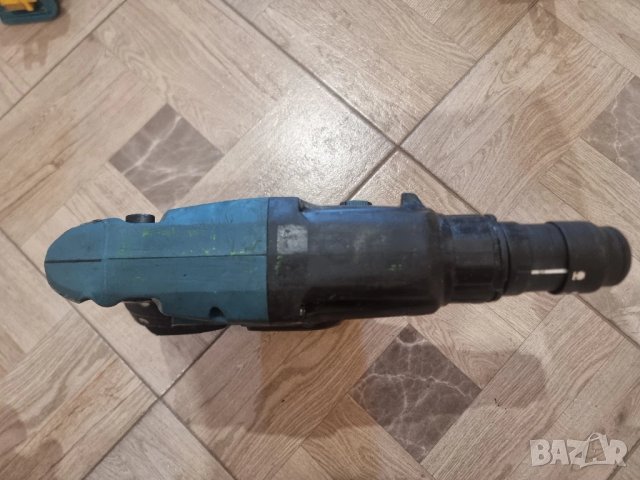 Перфоратор MAKITA DHR 243, снимка 4 - Бормашини - 51234632