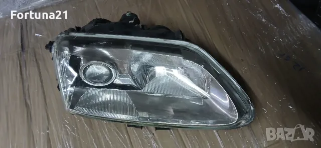 Renault Espace 3 - оригинален фар , ксенон, снимка 1