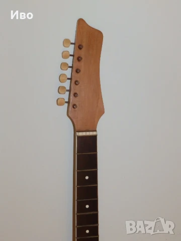 Стара електрическа соло китара, снимка 3 - Китари - 50861982