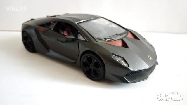 Lamborghini Sesto Elemento Motormax 1:24, снимка 6 - Колекции - 47104084