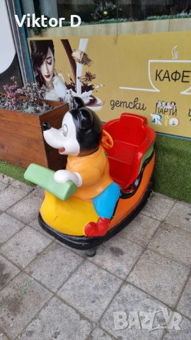 Клатушка Мики Маус Втора ръка, снимка 2 - Вендинг машини - 53137223