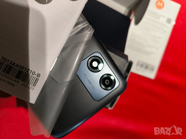 Motorola Moto e 13 нов, снимка 3 - Motorola - 52597327