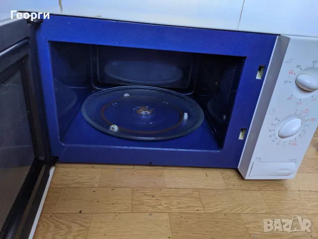 Микровълнова печка Samsung с грил Самсунг, снимка 2 - Микровълнови - 50149090