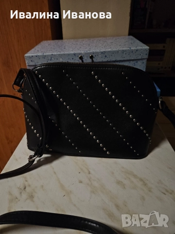 Дамски чанти, снимка 6 - Чанти - 52684887