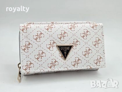 Guess Ново Бяло Дамско Кожено Портмоне Гес