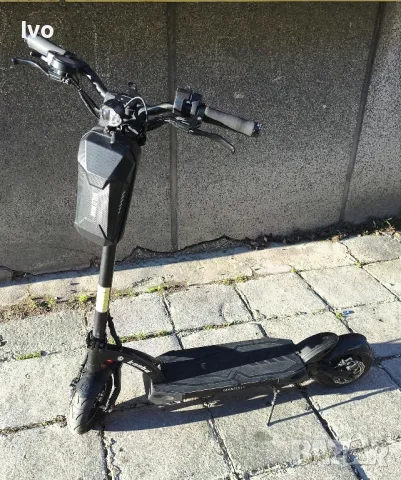 Тротинетка Kaabo mantis 10 на 700км., снимка 2 - Скейтборд, ховърборд, уейвборд - 47497998