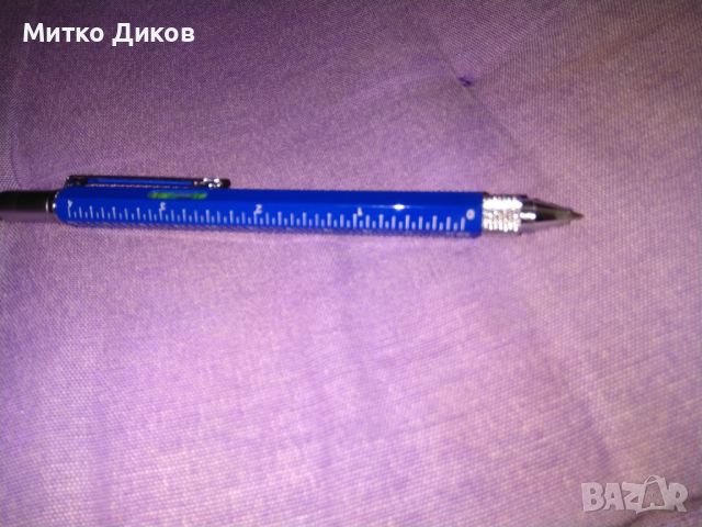 Метална химикалка нова маркова 7 части -две отвертки-химикал-стилус-нивелир-линия в см и в инча