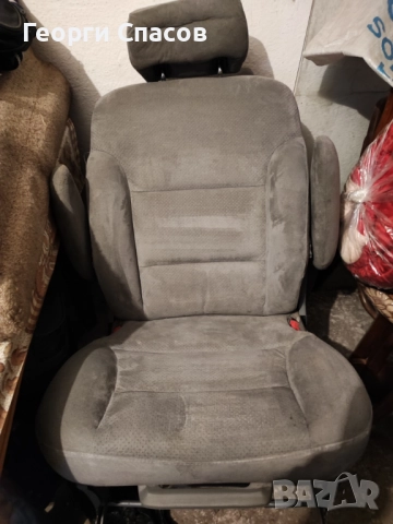 2бр. Седалки за Renault 