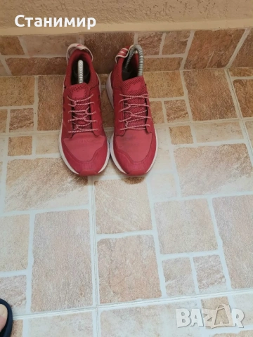 Маратонки New Balance.Номер 39.