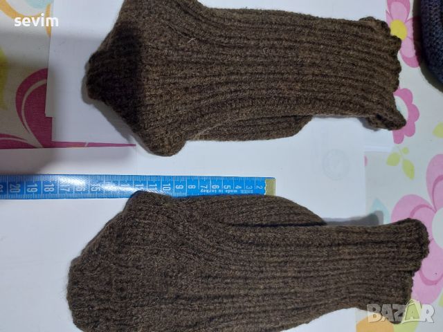 Мъжки вълнени чорапи и терлици ръчна изработка , снимка 8 - Мъжки чорапи - 45898043