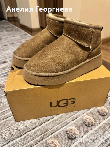 Дамски боти UGG, снимка 2 - Дамски боти - 52327339